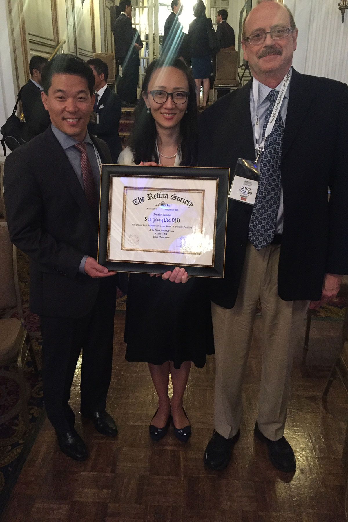 Drs. Sohn, Lee, and Folk receive award